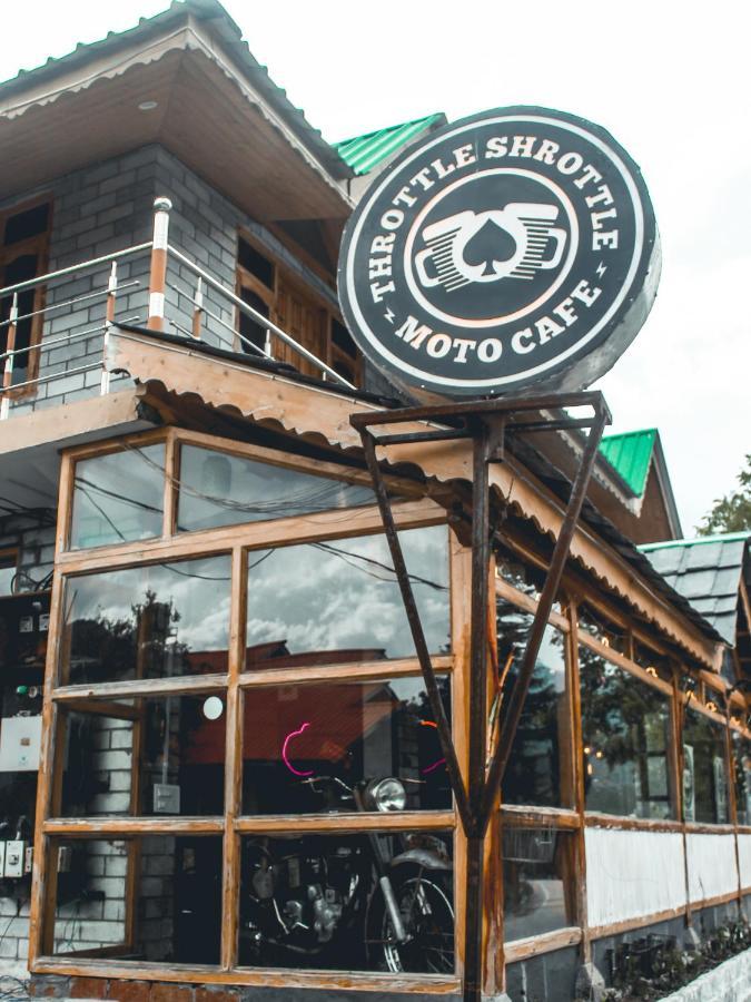 Throttle Shrottle Moto Hostel Manāli Exterior foto